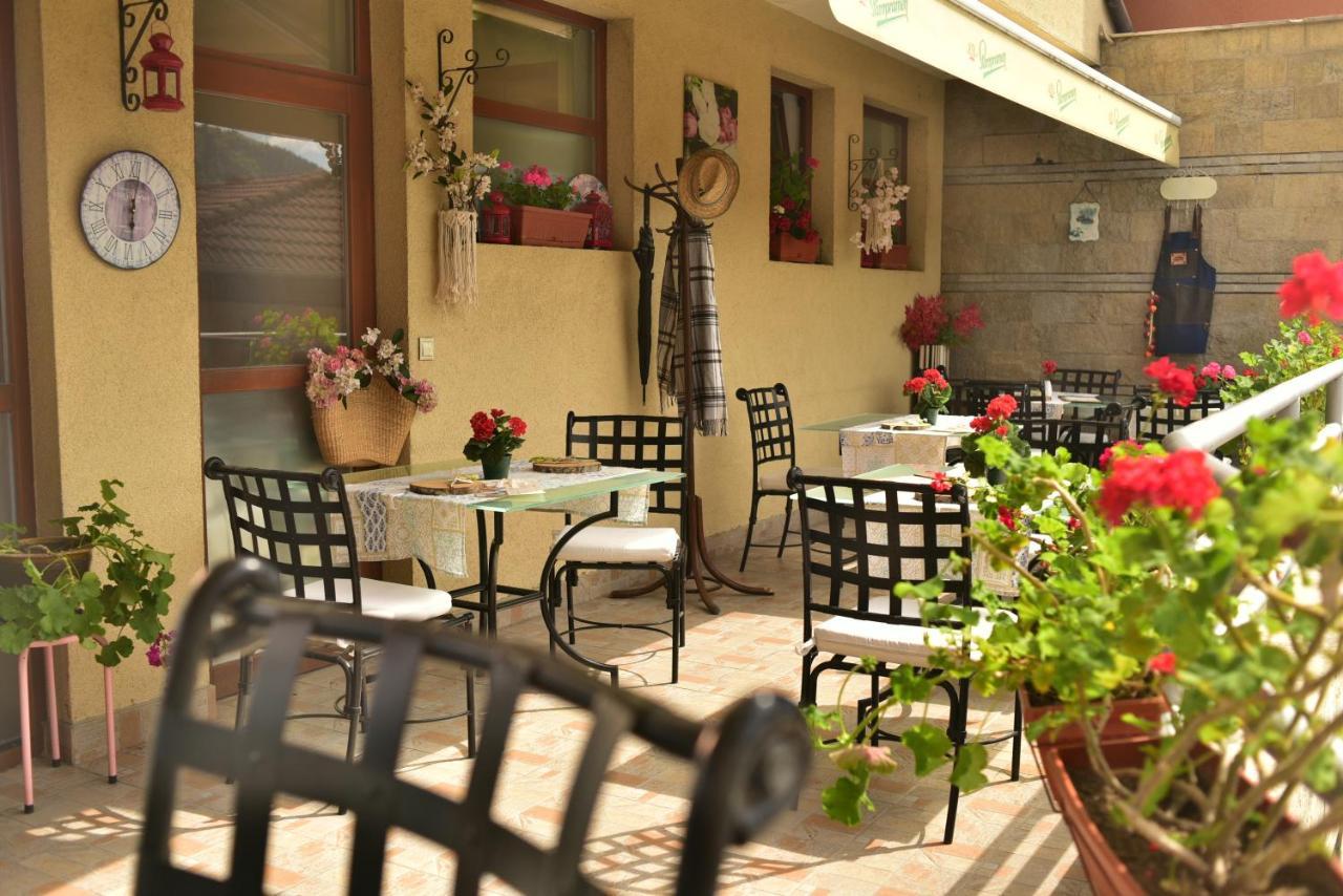 Mountain Boutique Family Hotel 代温 外观 照片